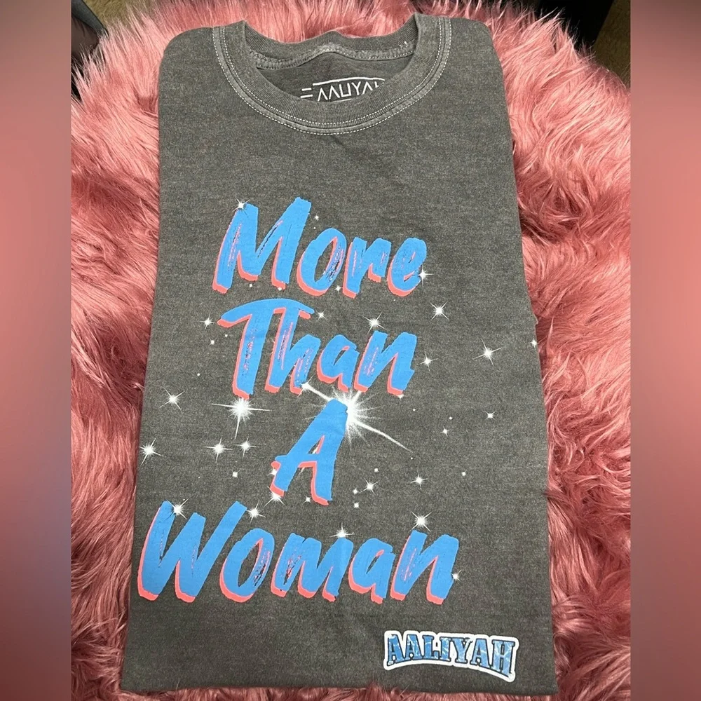 🐝 Aaliyah More Than A Woman Gray Stonewash Tee T-shirt - Picture 4 of 4